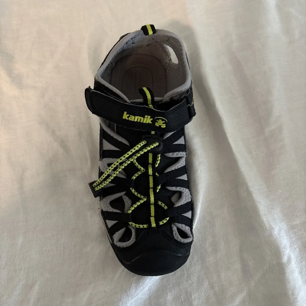 Kamik‎ Boy's Crab sandal size 3 youth